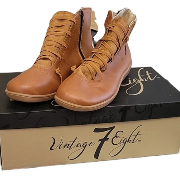 NWT Vintage Eight Ankle Boots - Picture 2 of 5